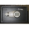 Coffre Fort Master Lock à combinaison numérique X055ML taille moyenne